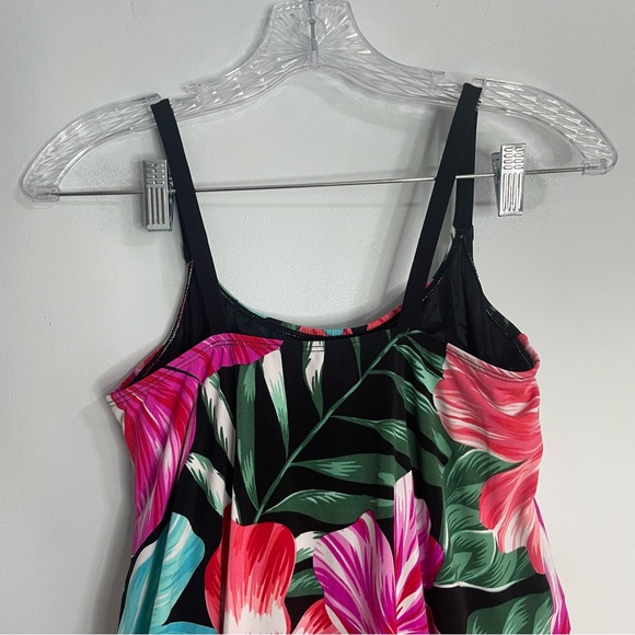 NWOT Sonnet Shores Floral Black One Piece Swimsuit Bathing Suit . WORN ONCE!!!! - Picture 14 of 15